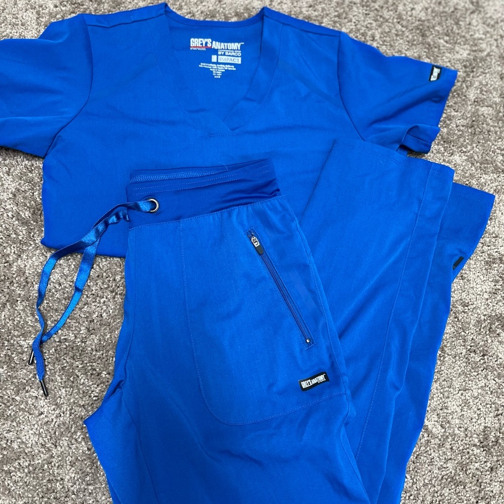Greys anatomy by barco Royal blue scrub set
